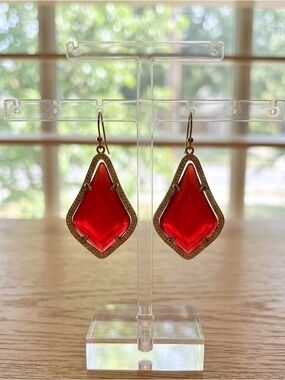 New custom made Kendra Scott Alex Red Berry Glass earrings.